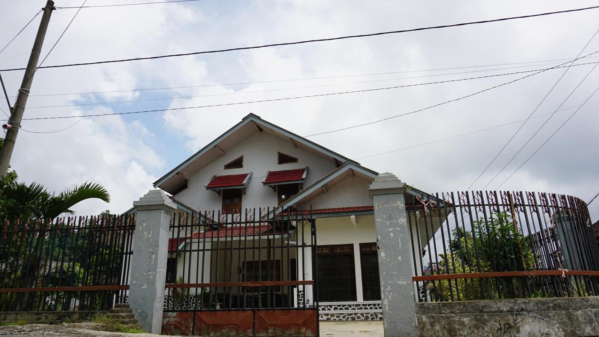 Spot On 93943 Sakinah Homestay Bromo Syariah Near Rest Area Wringinanom Malang Exterior photo